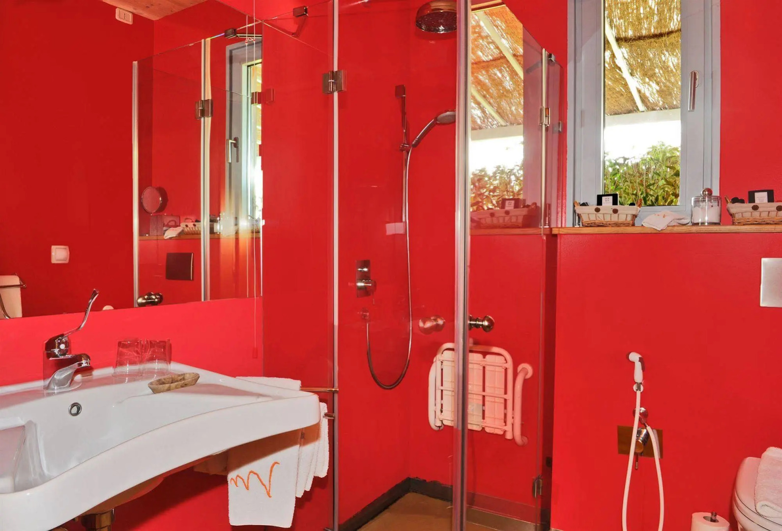 Valdonica Winery & Vineyard Residence