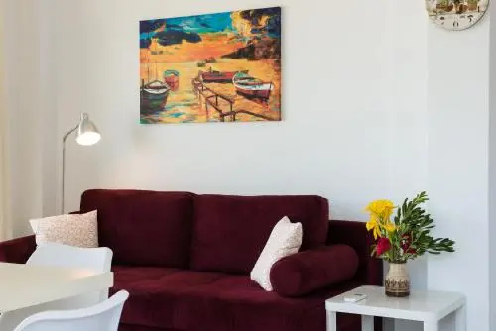 Niovi Seaside Suites