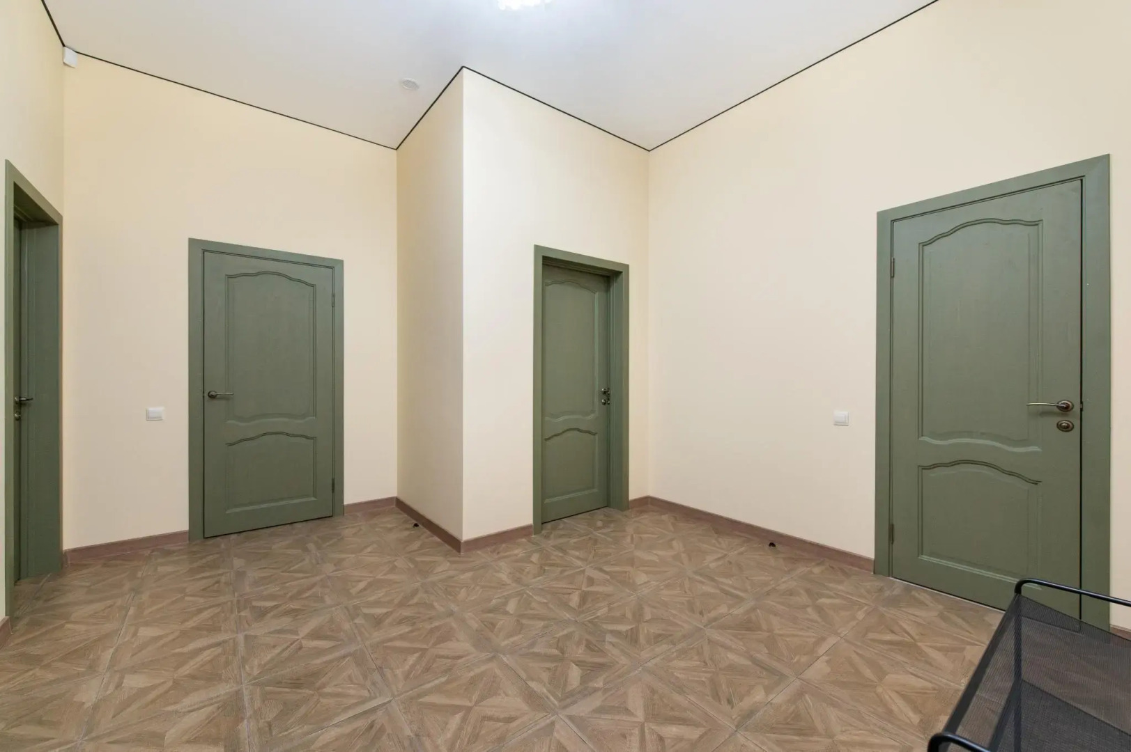 Дом с видом на горы и лес, рядом с озером Банное и горнолыжным центром