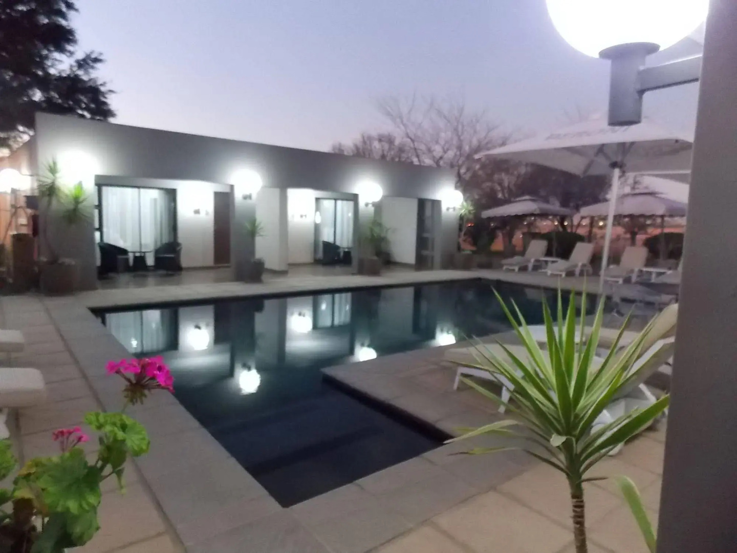 Route 511 Guest House