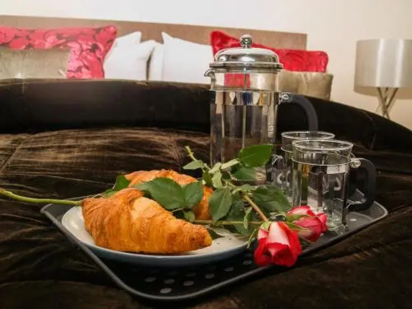 Hla - King Court Apartment 2