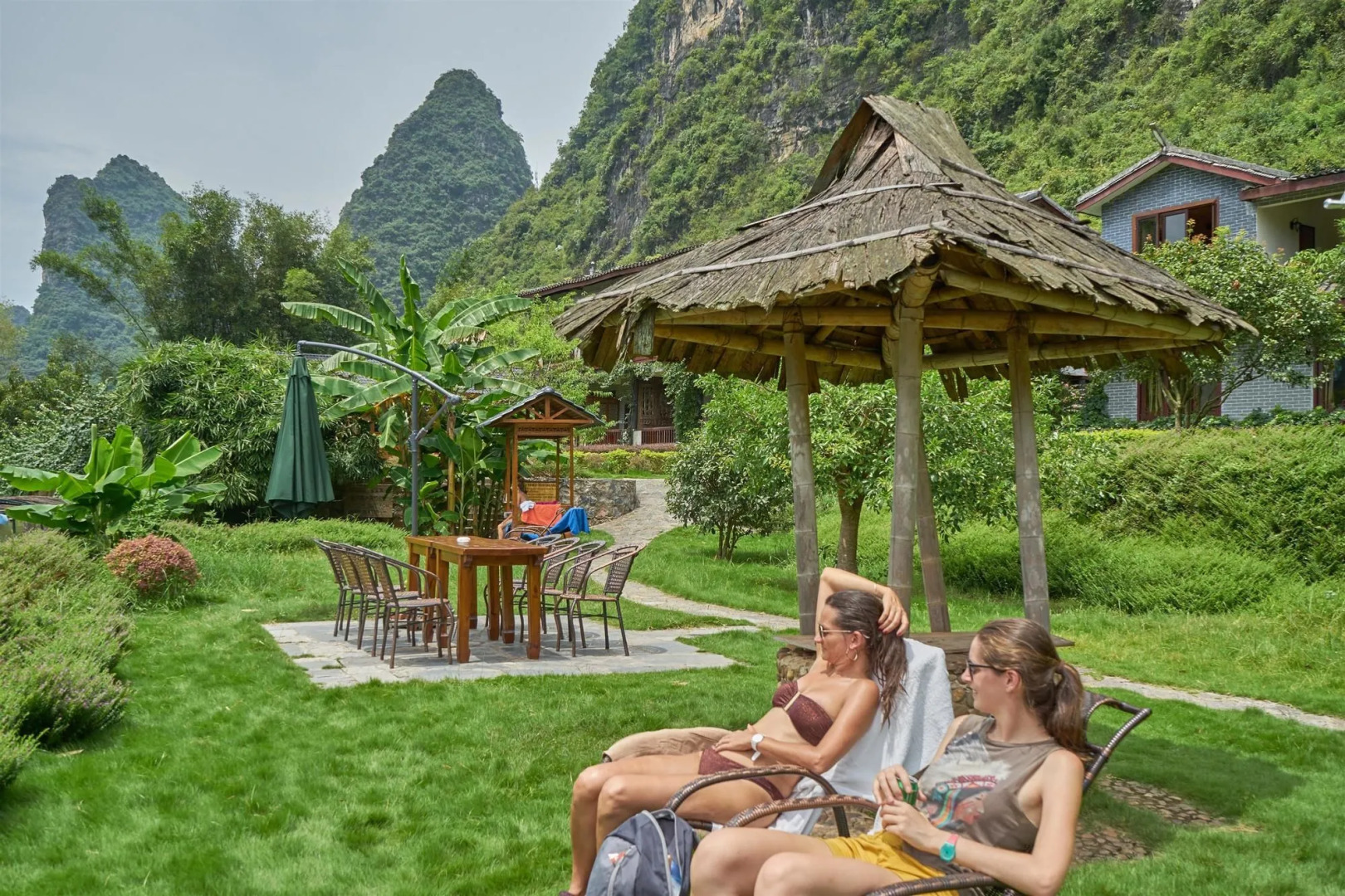 Yangshuo Mountain Retreat