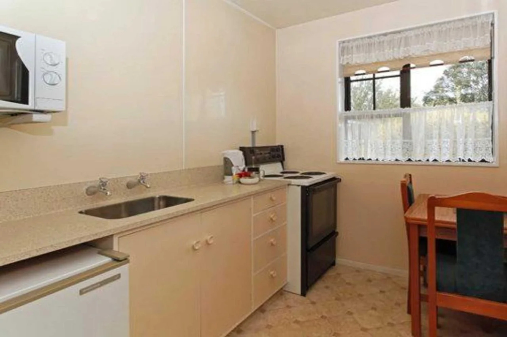 Econo Lodge Canterbury Court