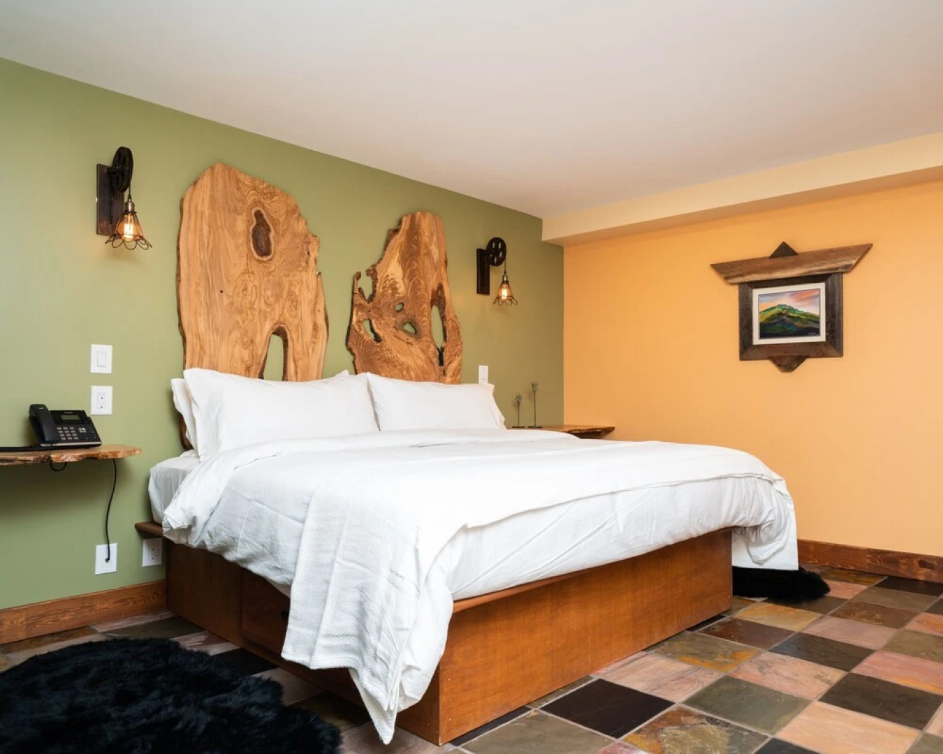 The Horton Hotel and Rooftop Lounge