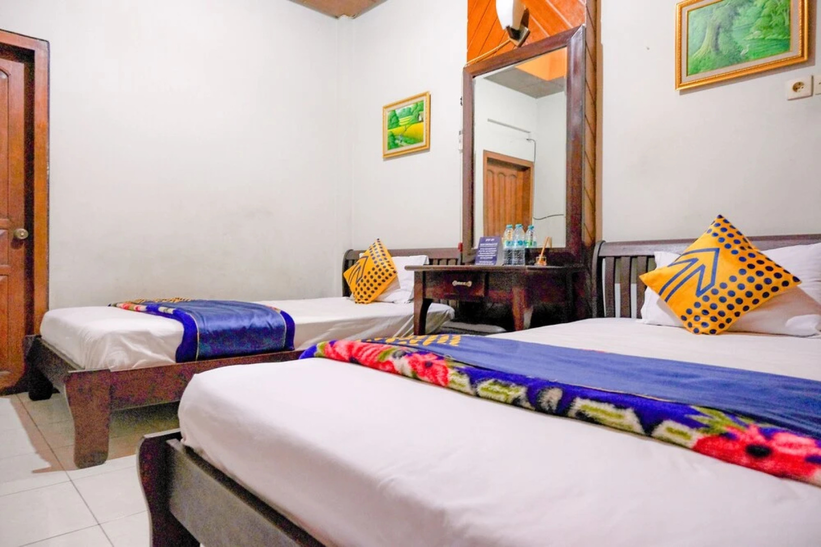 Spot On 1761 Hotel Dirgahayu