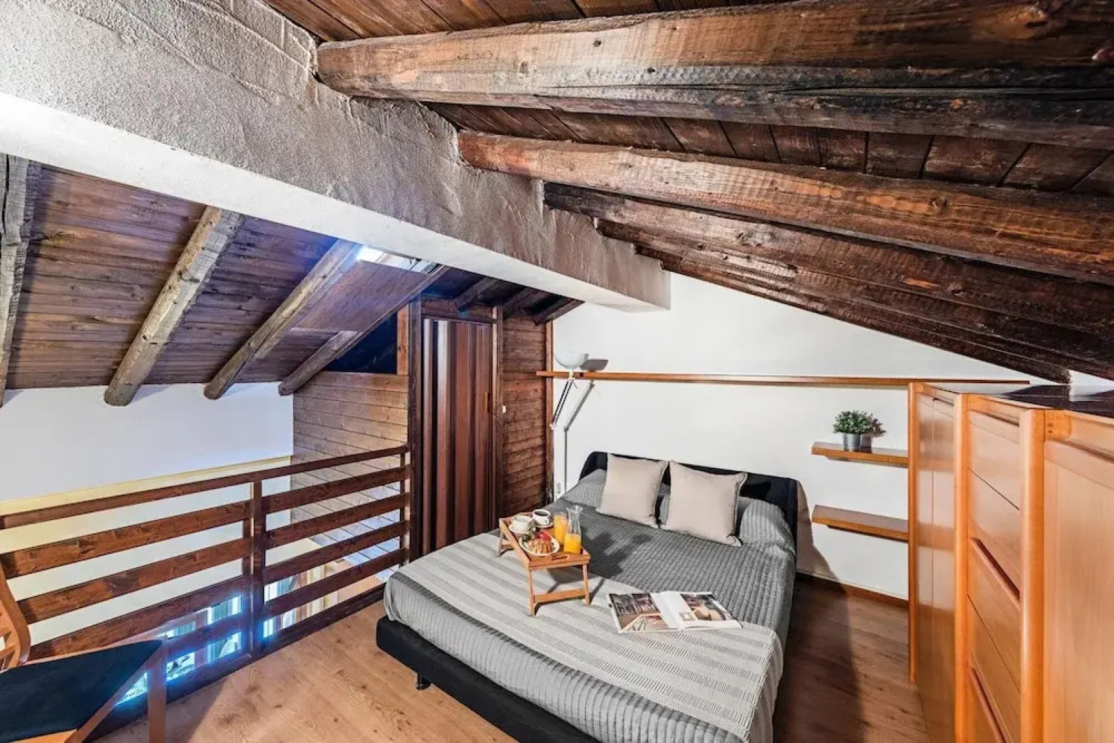 I Girasoli C14 Apartment by Wonderful Italy