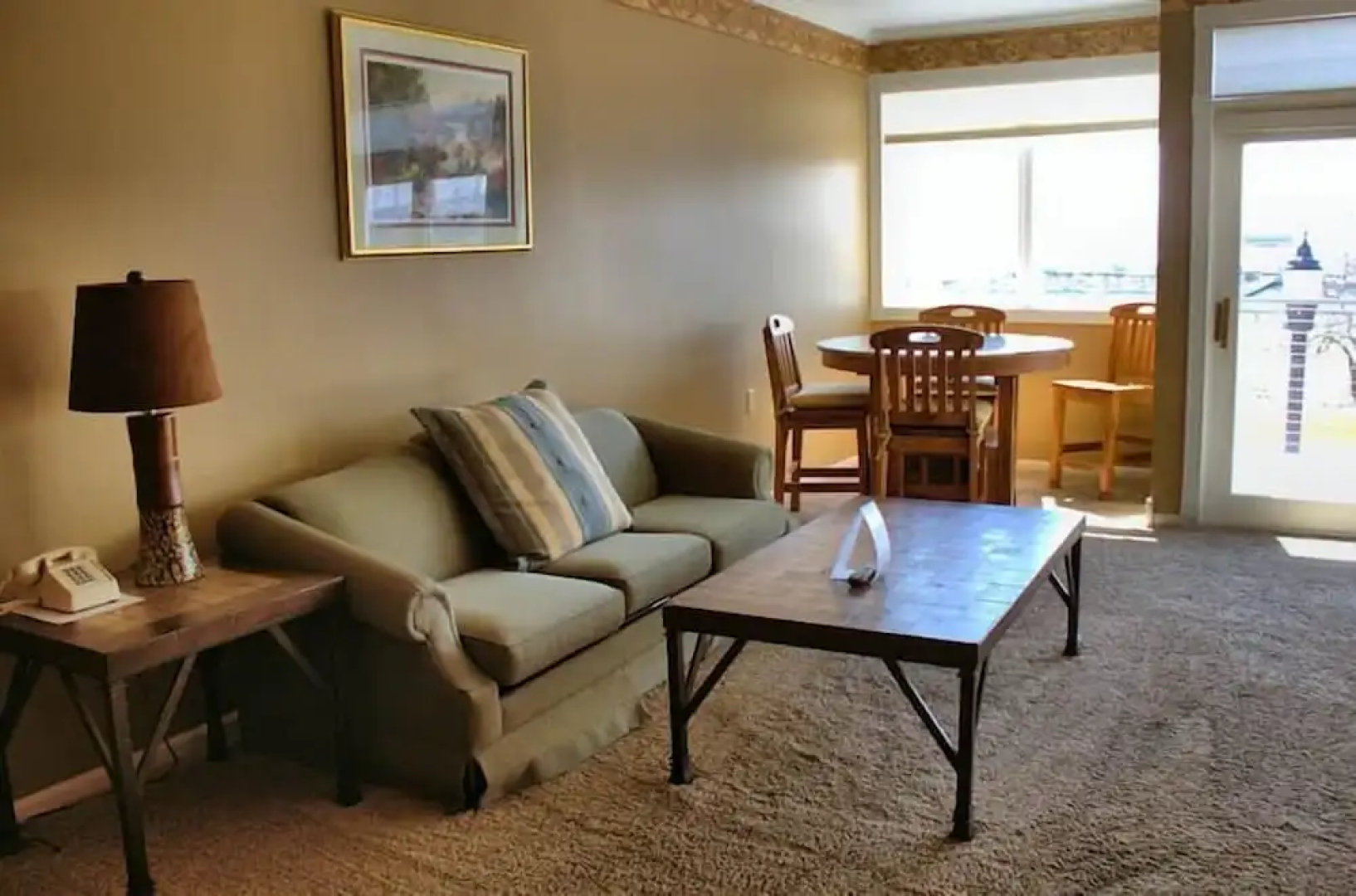 Pier Plaza Lodging