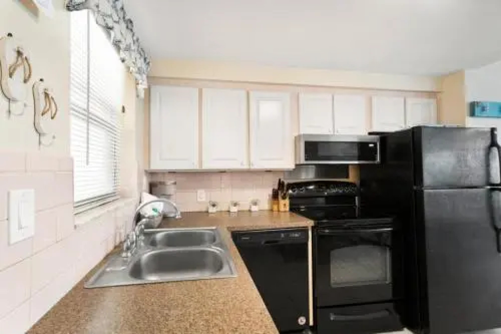 227 Surf Song Resort