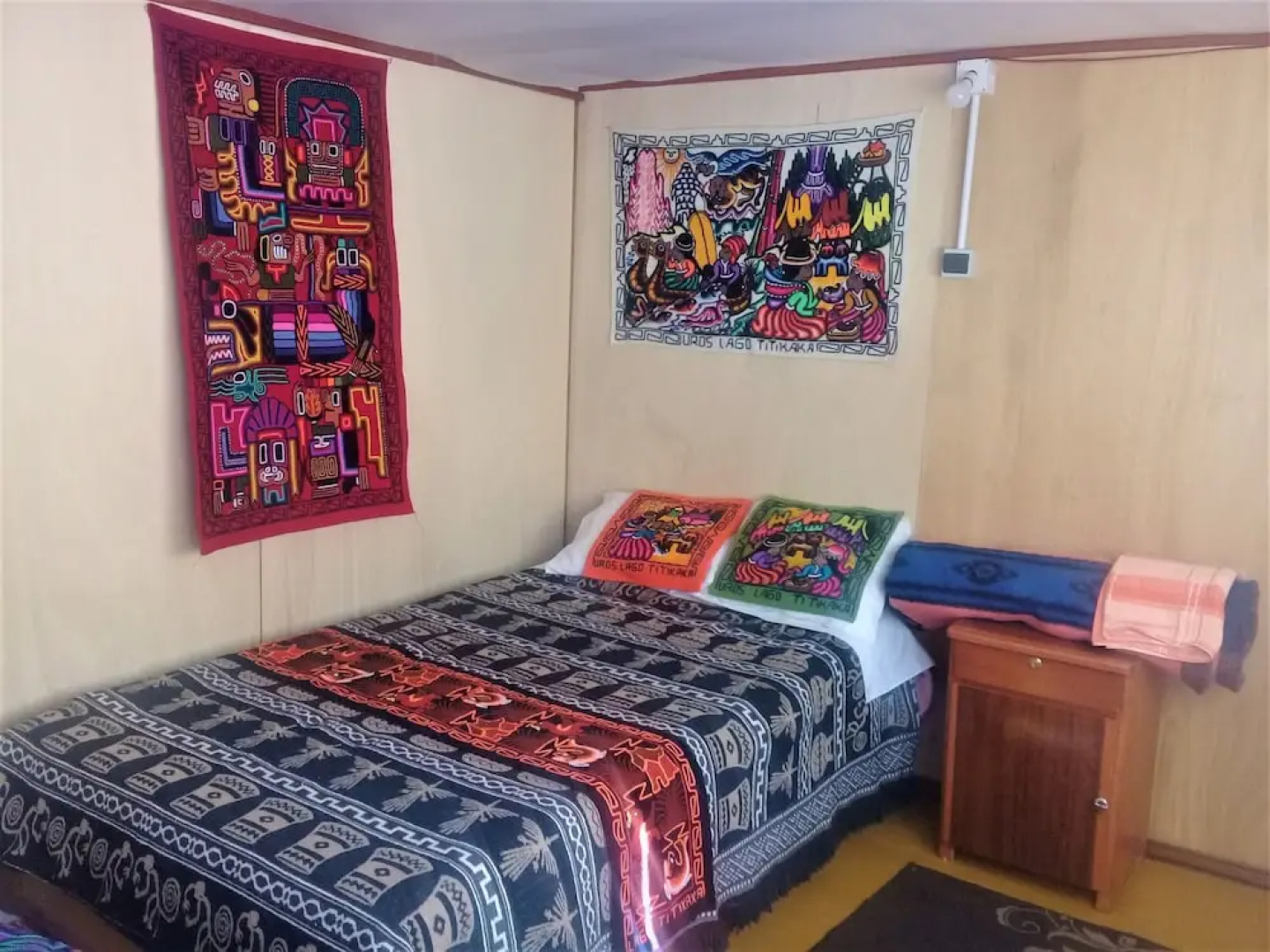 Room in Guest Room - Lucsay Habitacion Vista Al Amanecer No 1