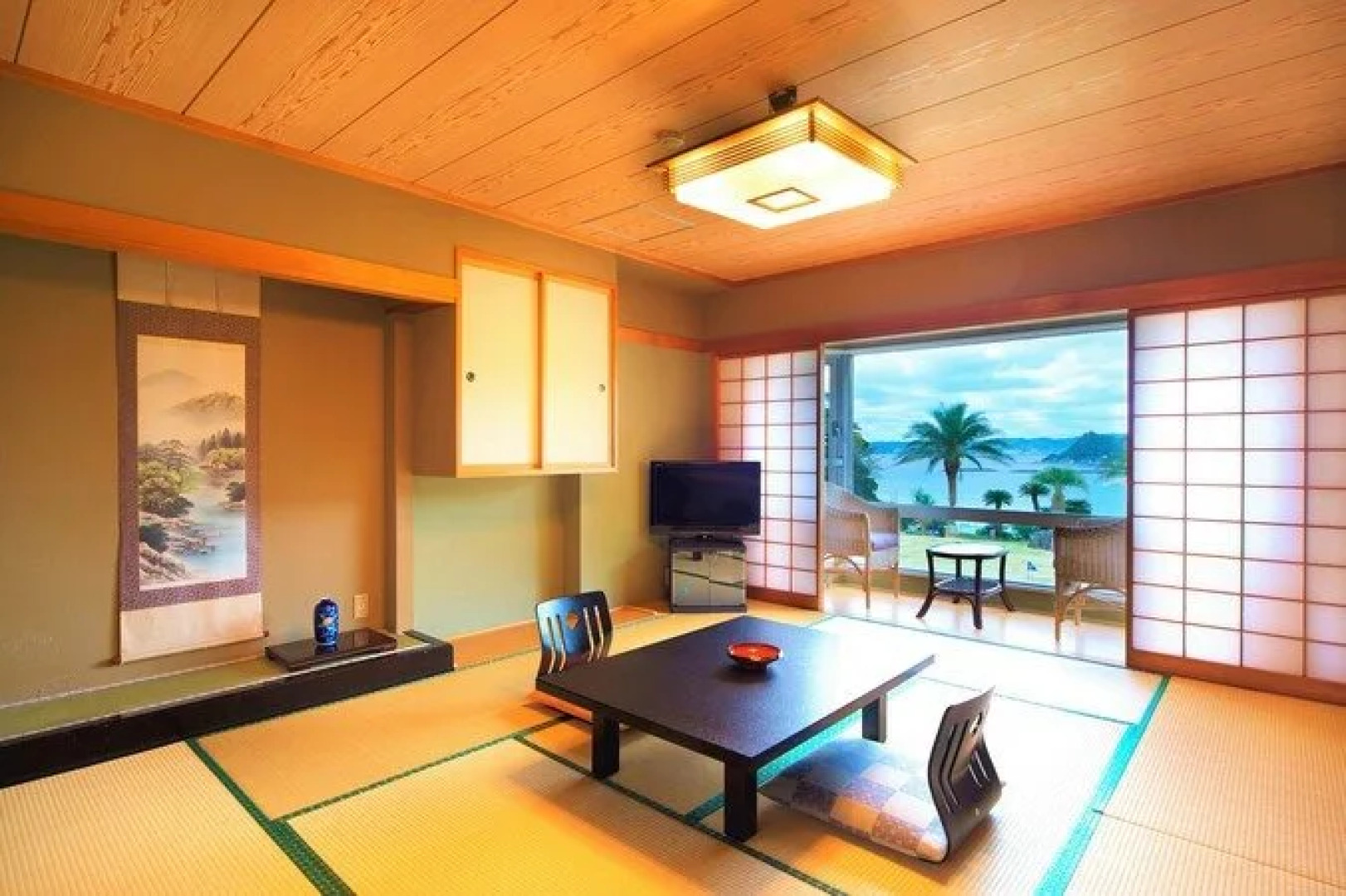 Kamogawa Hills Resort Hotel