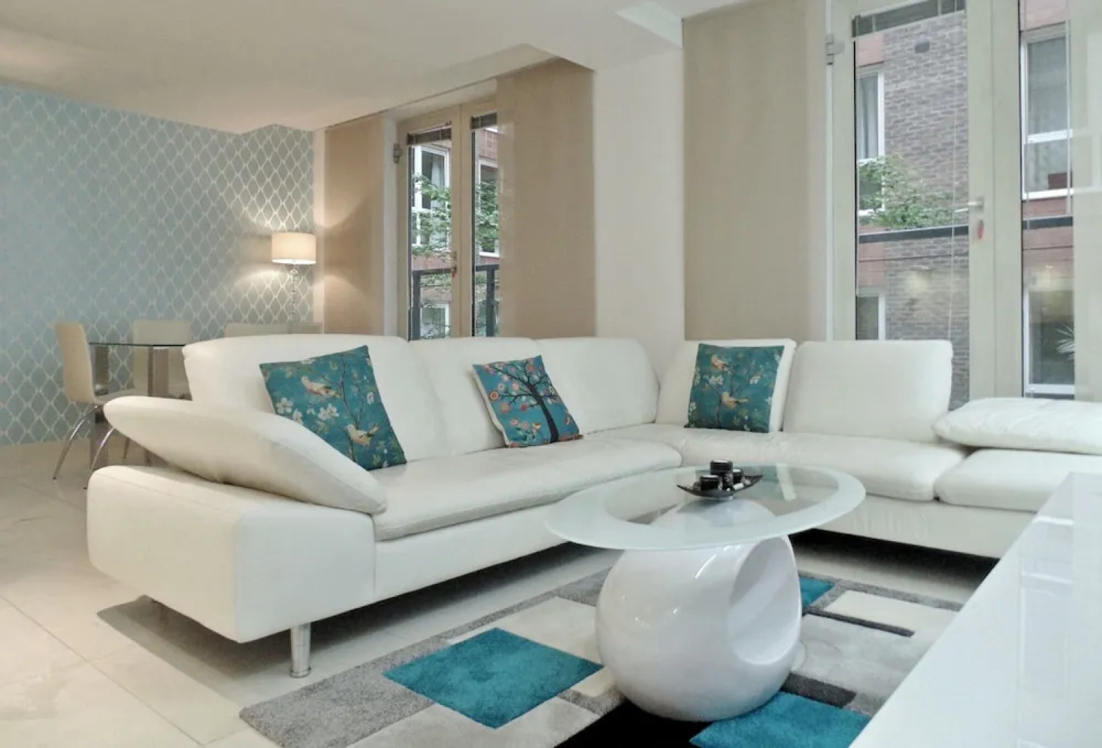 Still Life St. Paul's Executive