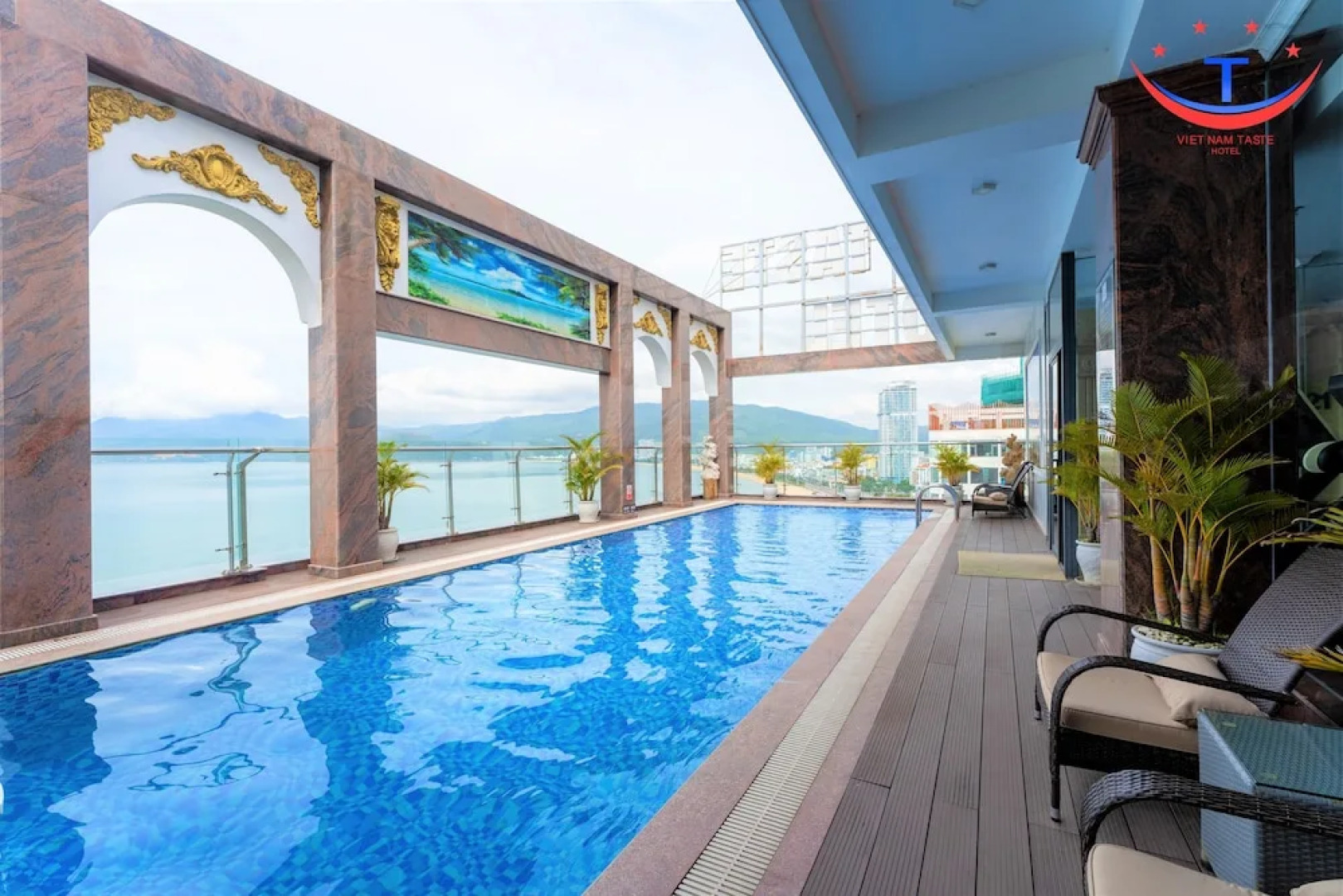 Vietnam Taste Hotel Quy Nhon - Beachfront