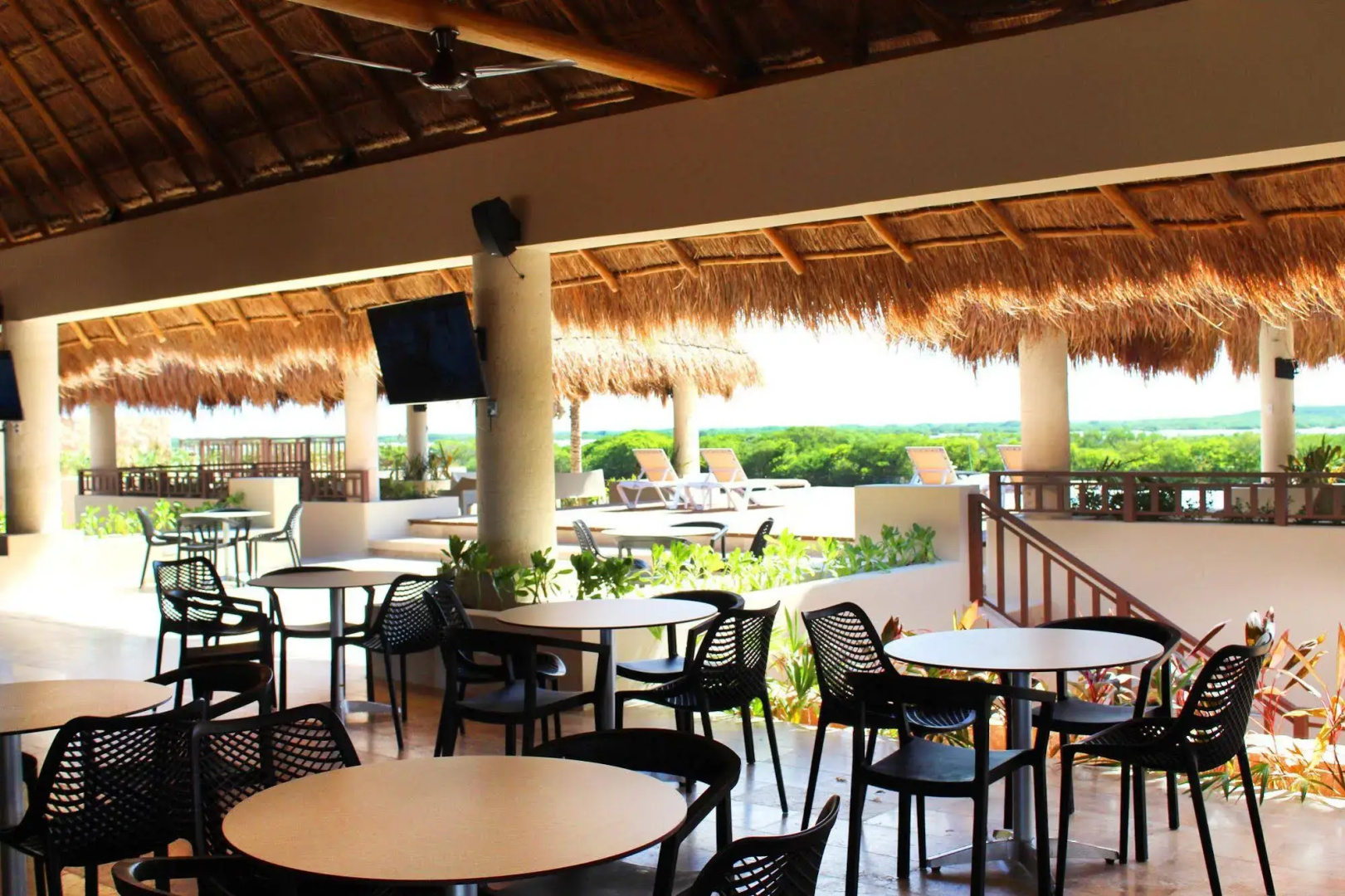 Grand Marina Hotel