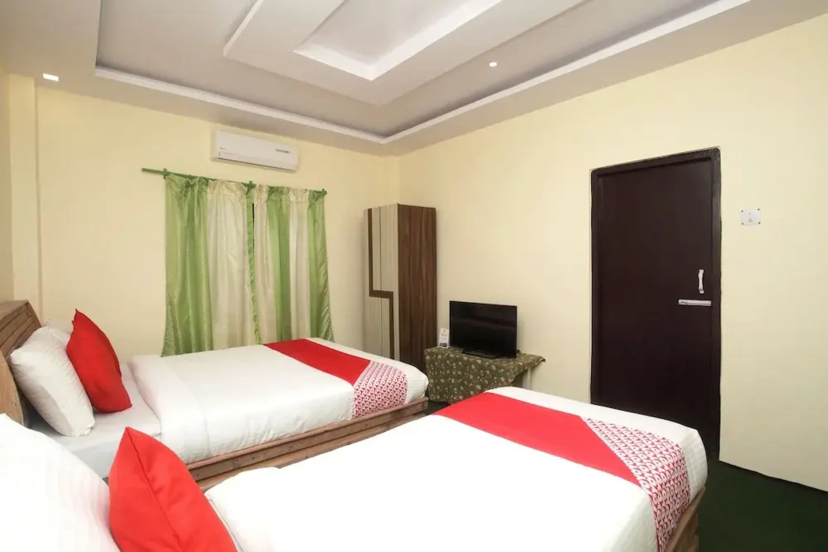 Oyo 643 Samarth Bardiya Adventure Resort