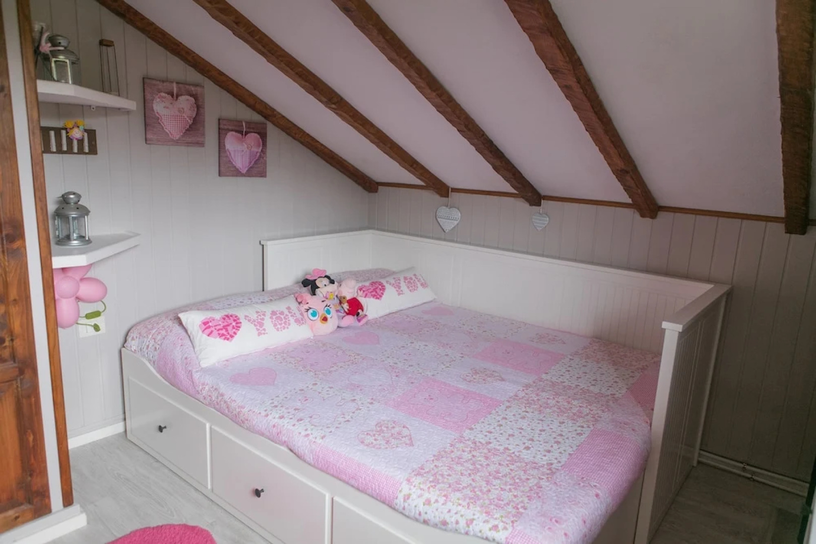 HomeLike Volcano Views ECO-House