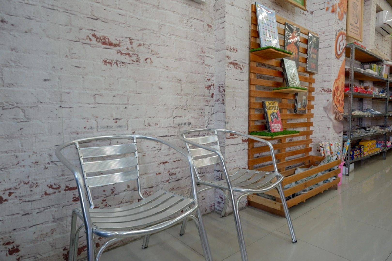 RedDoorz Syariah near Universitas Negeri Gorontalo 2