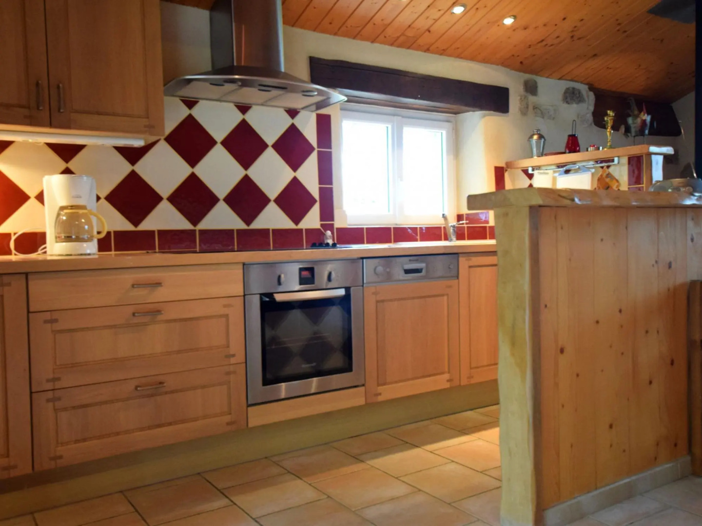 Stunning, Detached Holiday Home on a Hill With Phenomenal Views