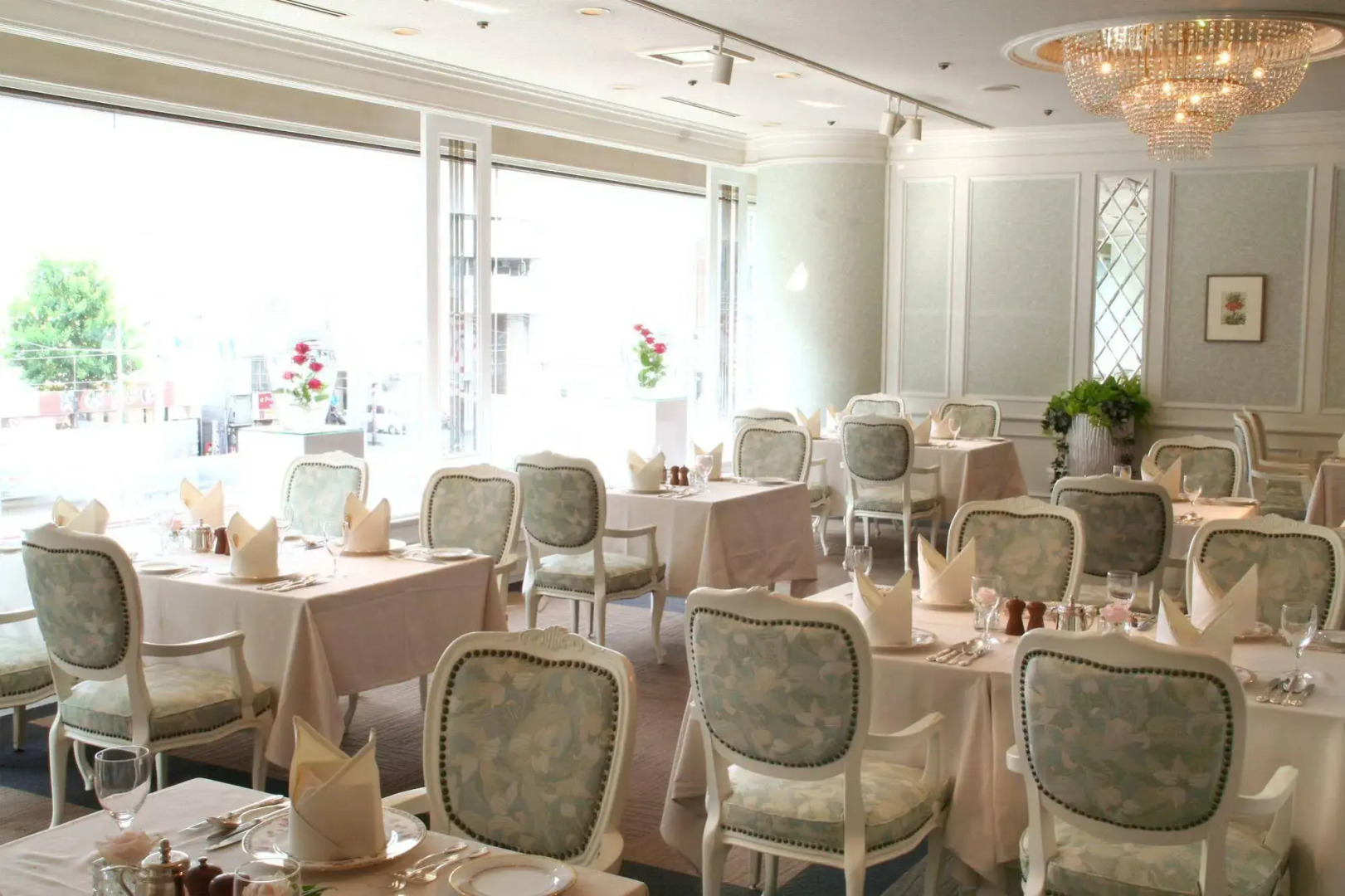 The Crown Palais New Hankyu Kochi