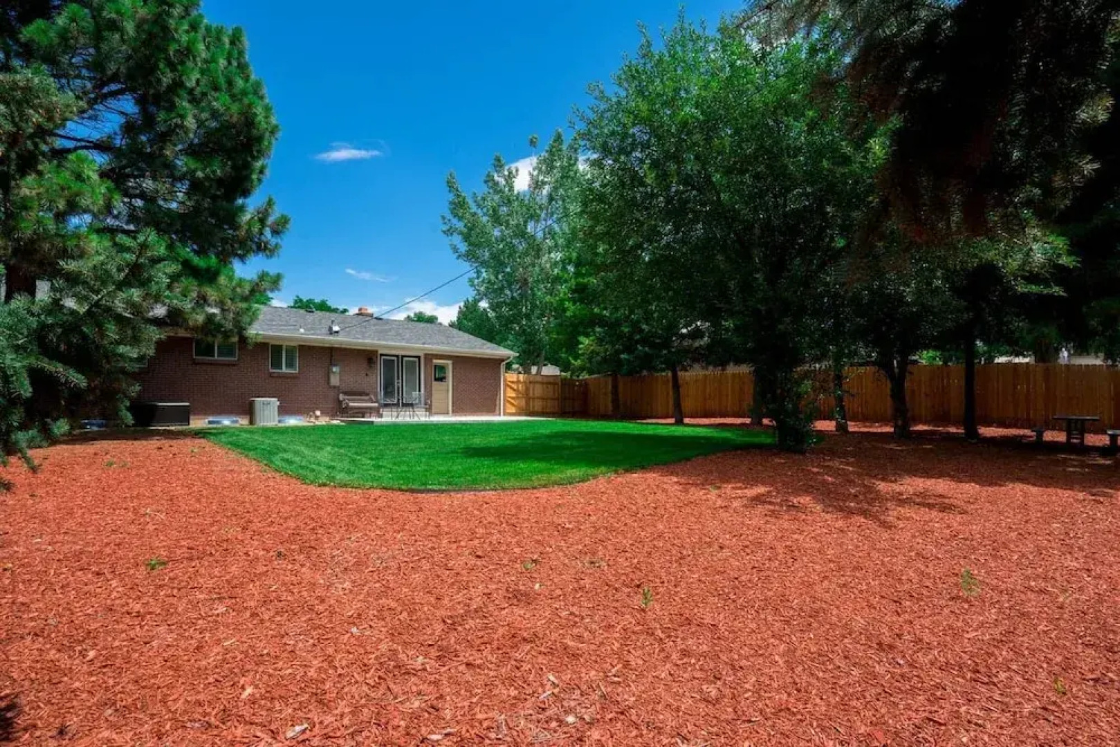 The Costilla Concert Connection Fiddler's Green