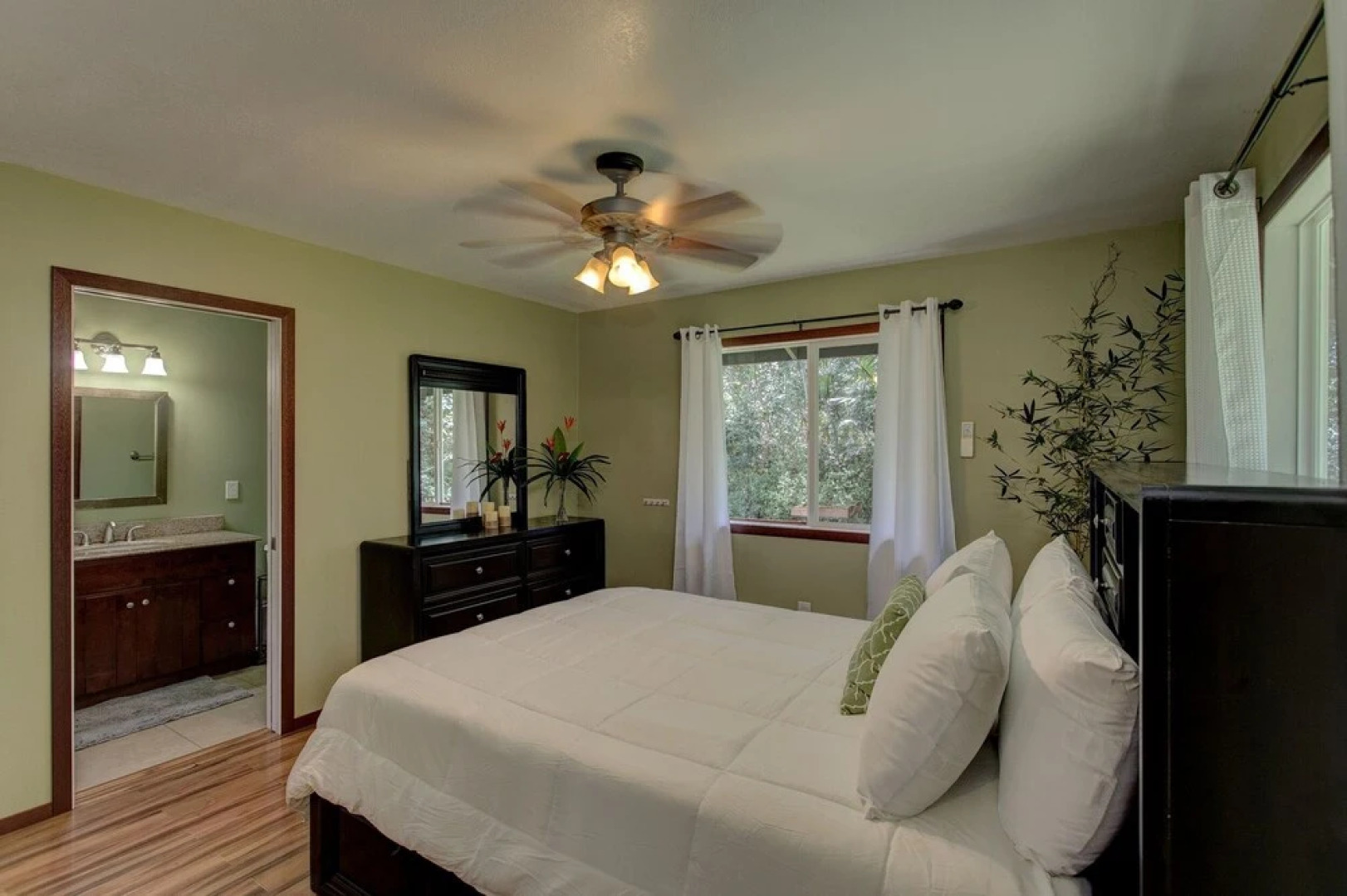 The Coqui Shack 2 Bedroom Cabin by Redawning