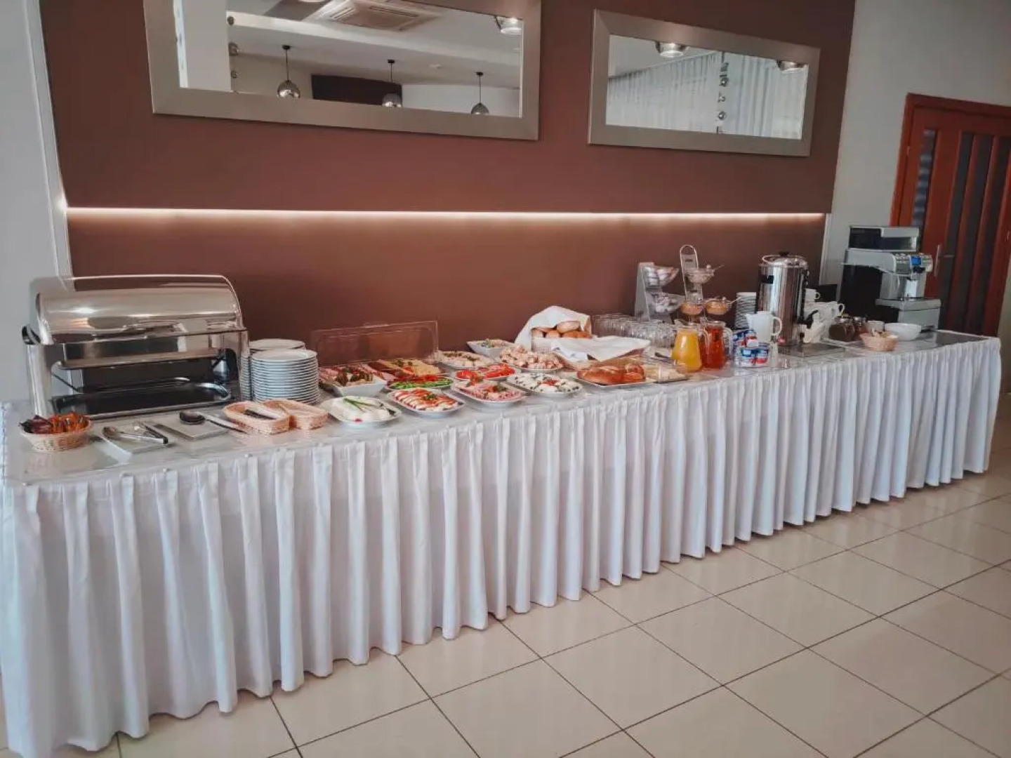 Hotel Restauracja Leliwa