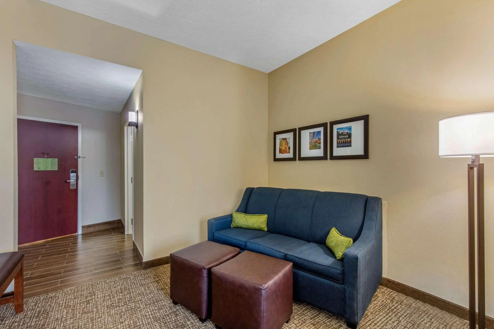 Comfort Suites Nashville near Percy Priest Lake