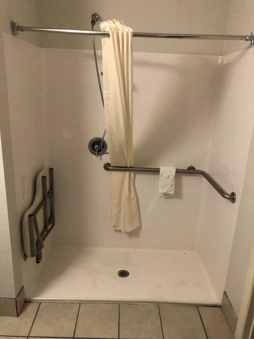 Whitesboro Inn & Suites