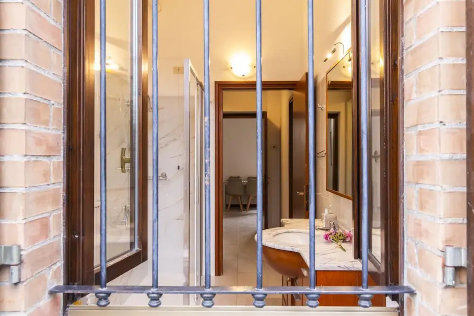 Erba 6 in Baranzate With 1 Bedrooms and 1 Bathrooms