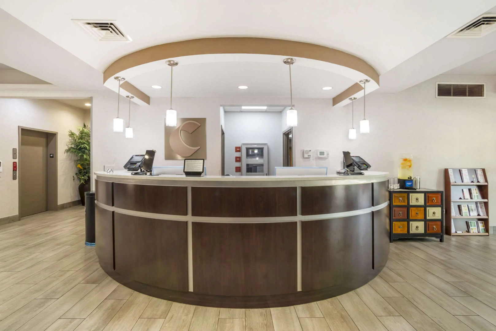 Comfort Suites At WestGate Mall