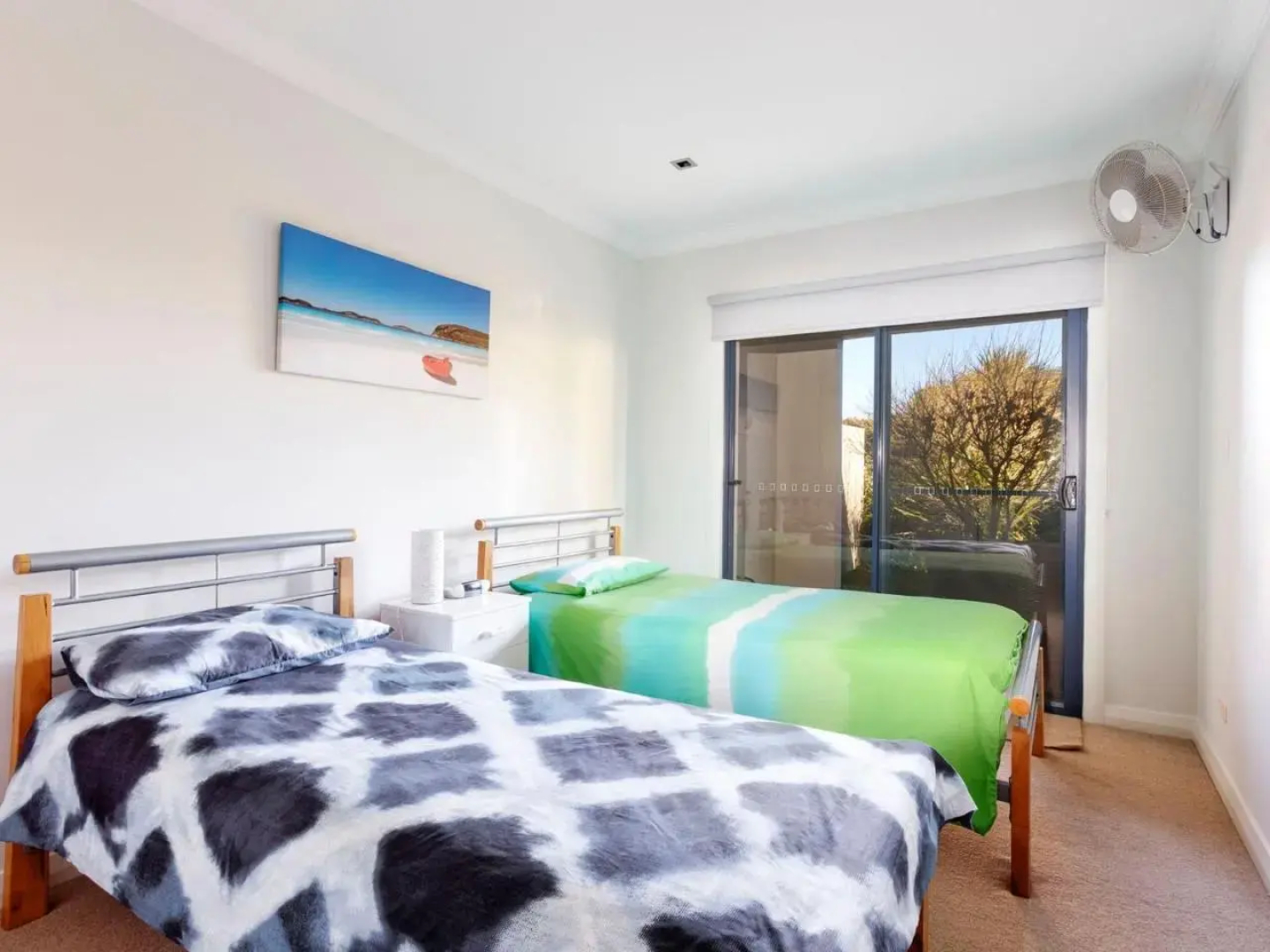 Magnificent Views - Mariners Mark