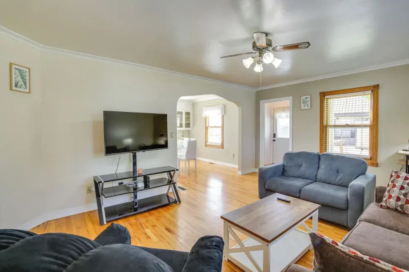 Charming Sturgis Getaway - 1 Mi to Main Street!