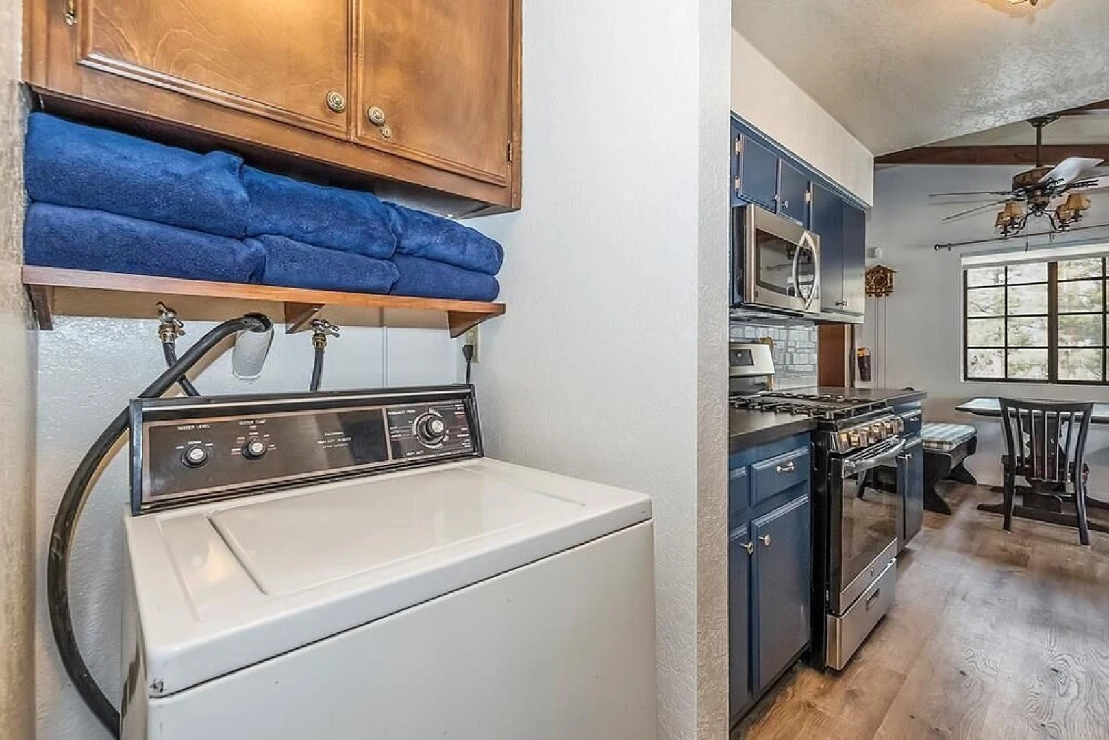 027 - Gold Mountain Getaway