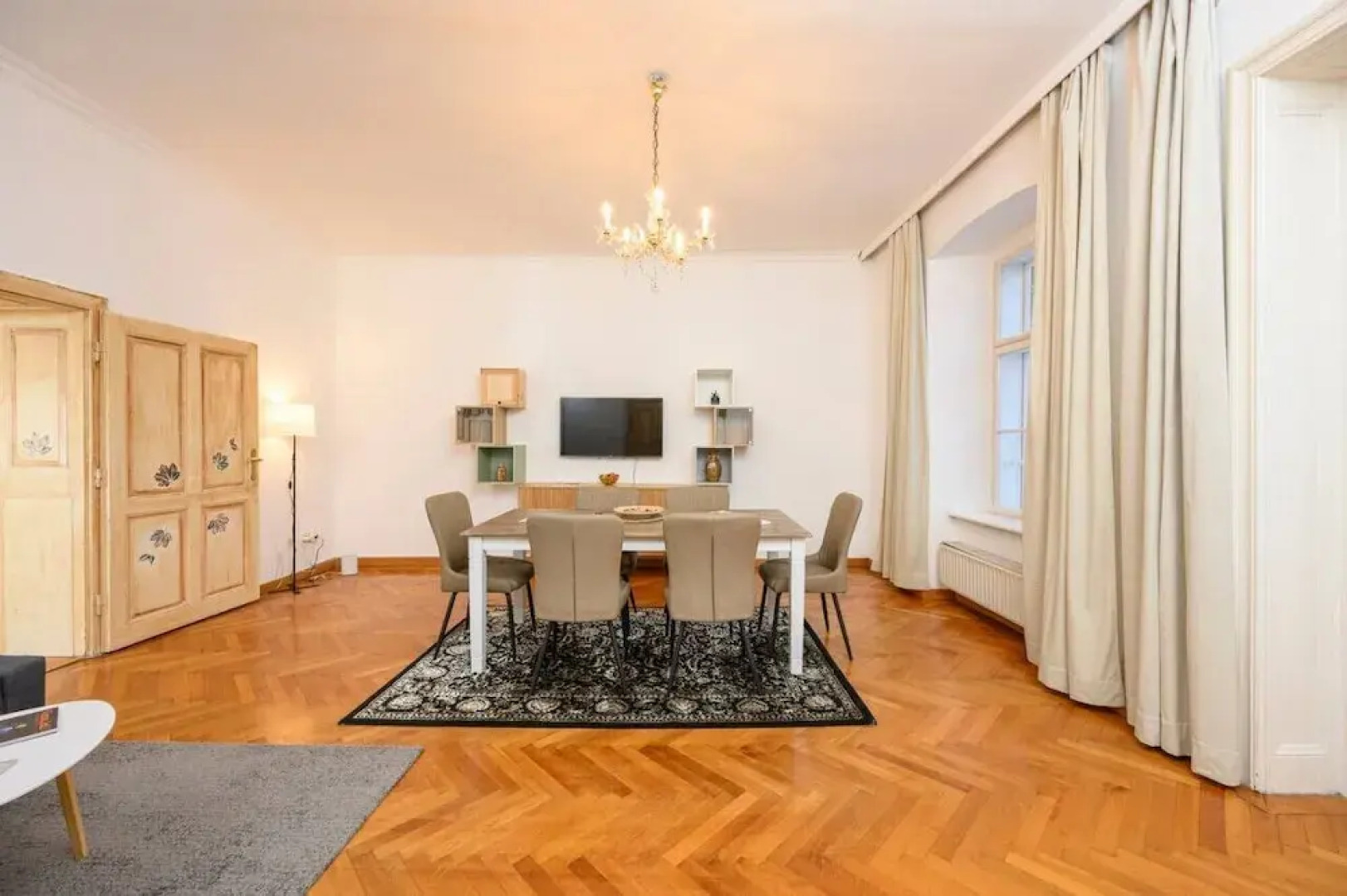 Spacious 2BR Stay for 6 Heart of Mödling