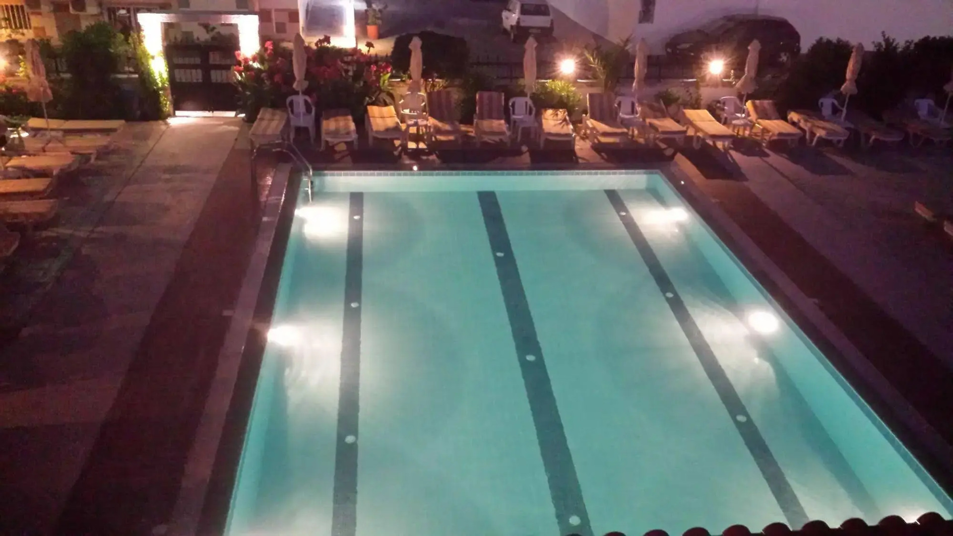 Philippos Studios & Apartments