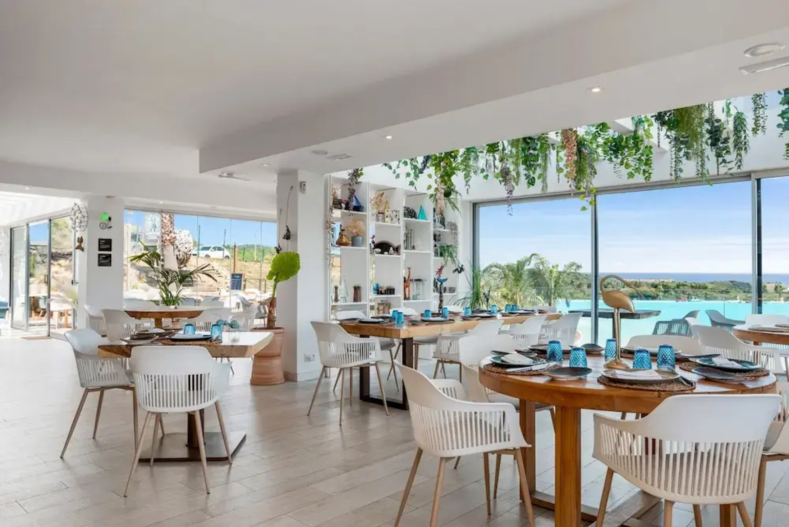 Scenic Apartment in Alcazaba Lagoon Ref M55