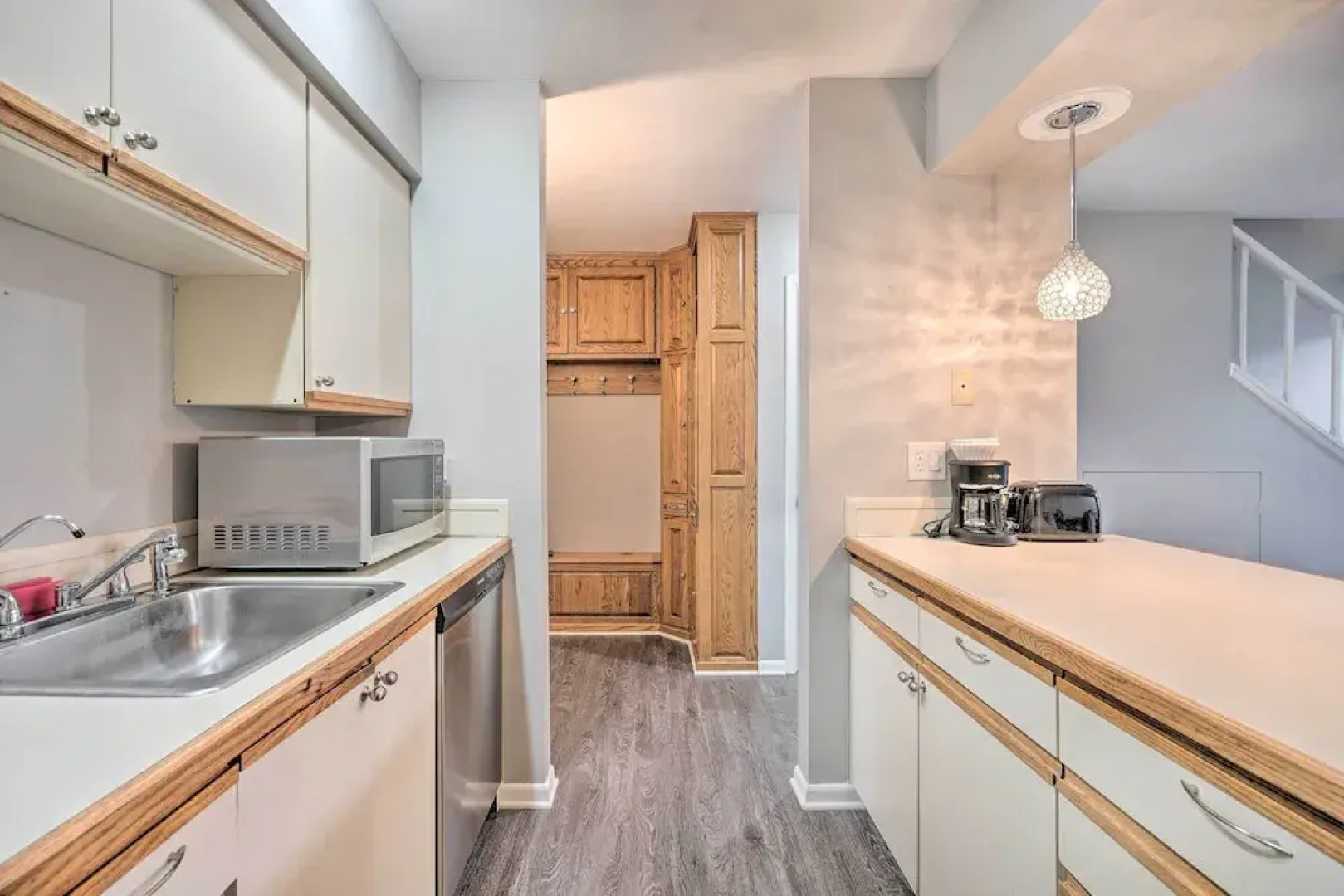 Ellicottville Townhome ~ Half Mi to Slopes!