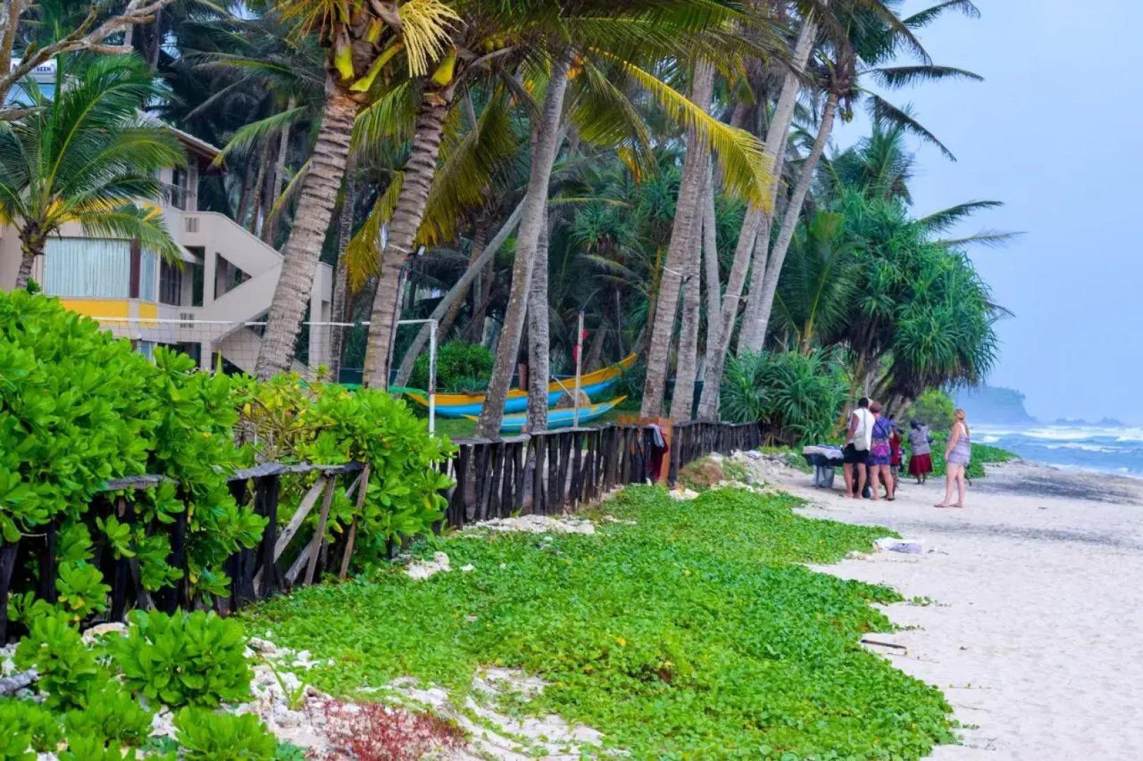 Youth Fame Shared accommadation Managed By Insight Ahangama