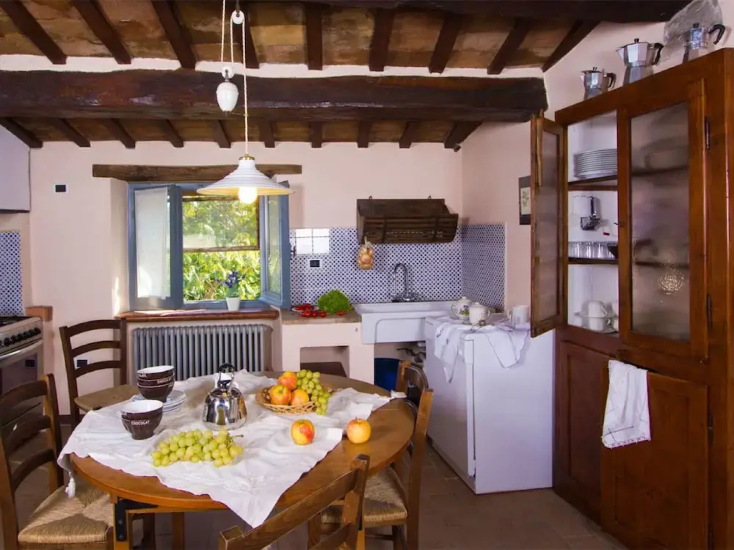 Romantic Countryside Getaway