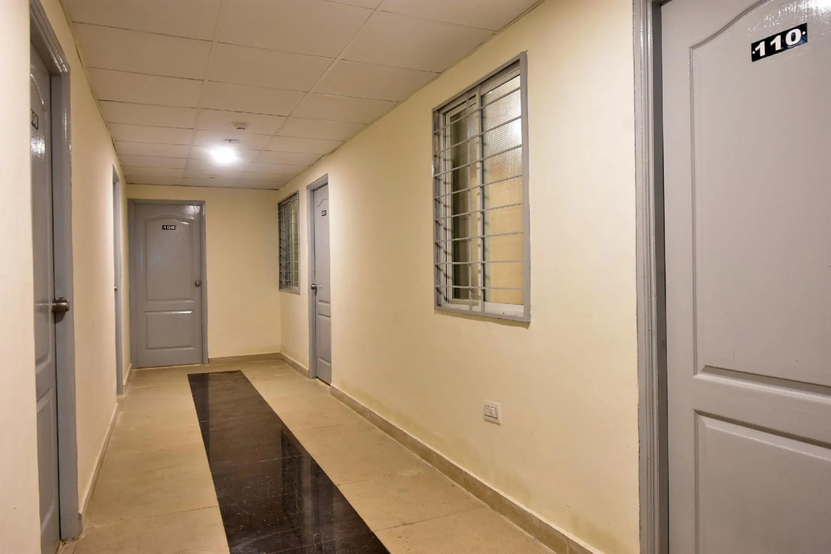 OYO 79193 Flagship Novel Inn