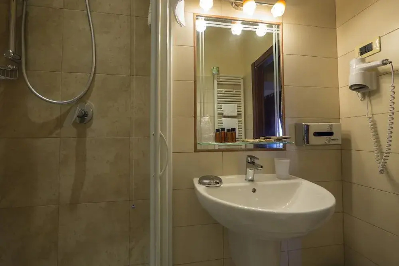 La Casa Sul Lago - Hostel