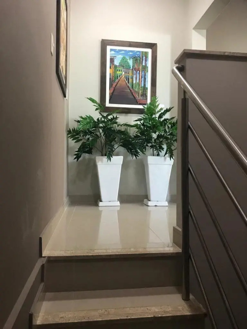 Cobertura com piscina aquecida/ Praia do Mariscal