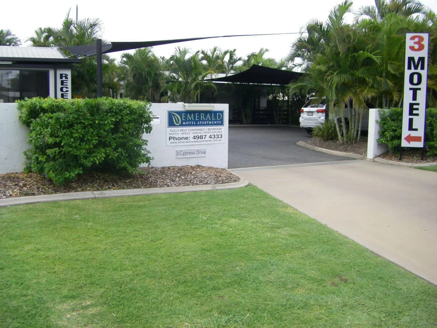 Emerald Motel Apartments