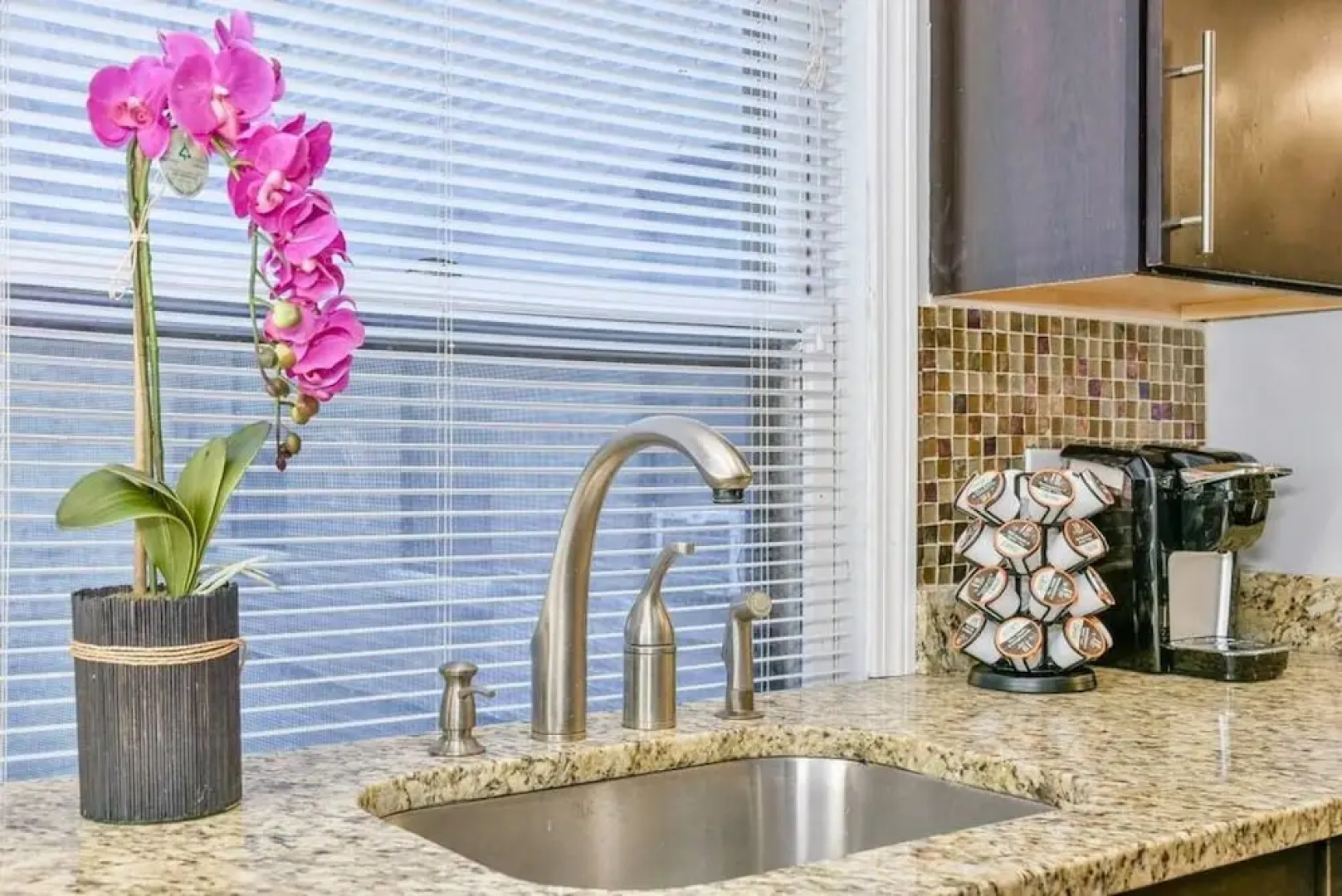 Spacious 2br/1ba Beacon Hill Apt Near MGH