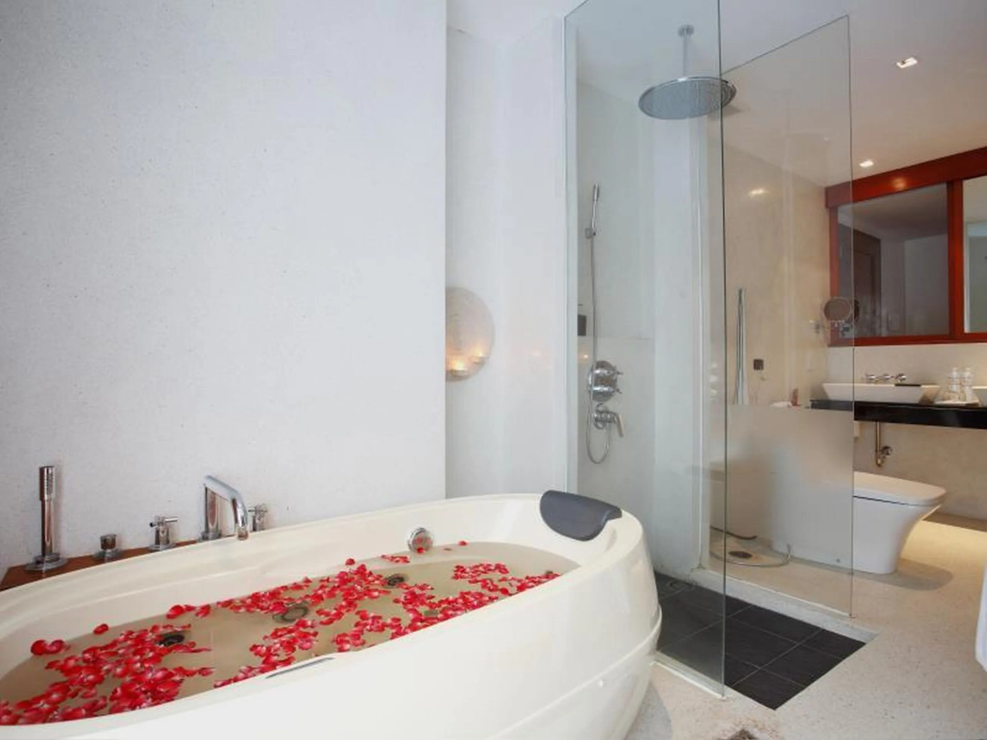 Курортный отель La Flora Resort Patong