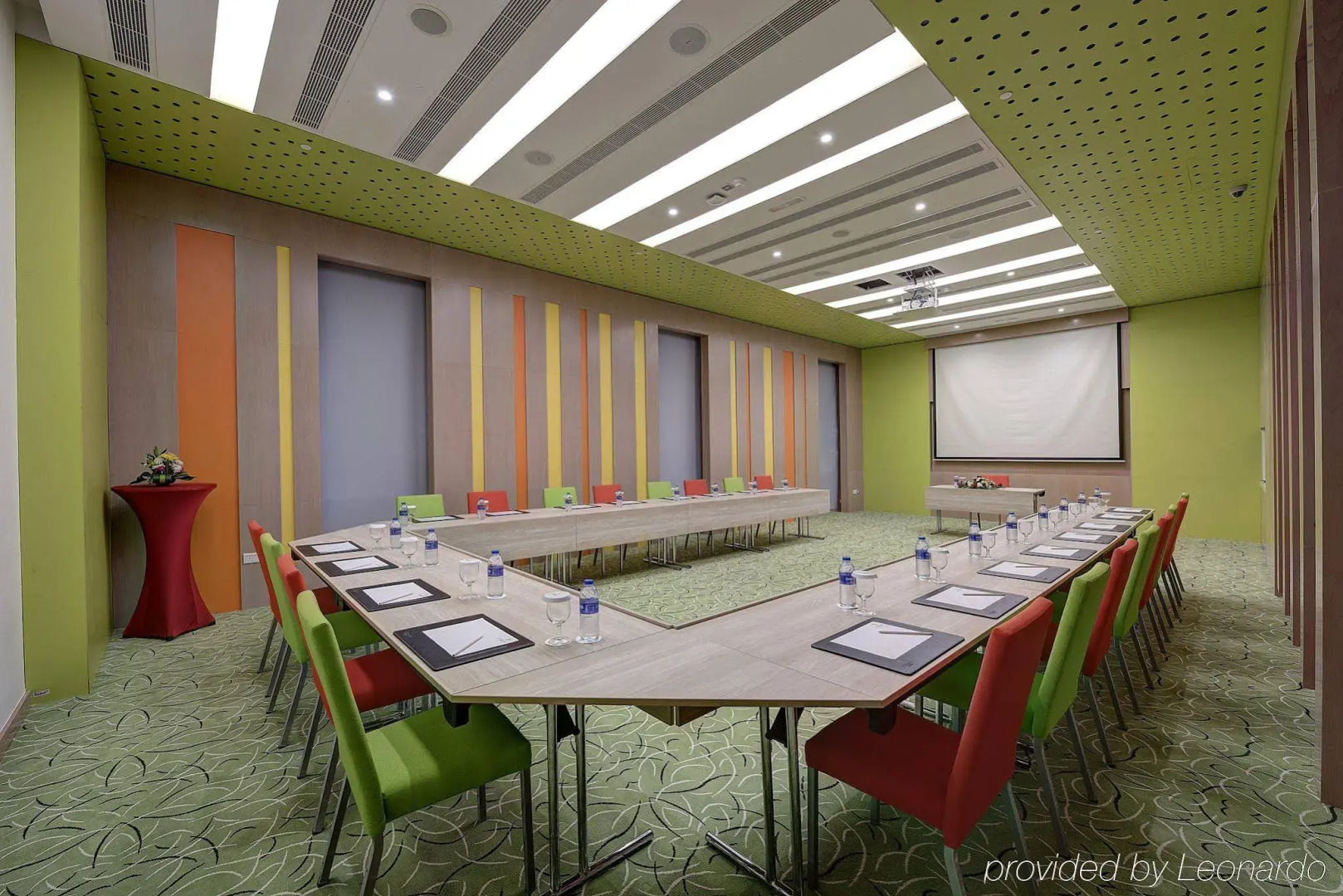 Al Khoory Atrium Hotel