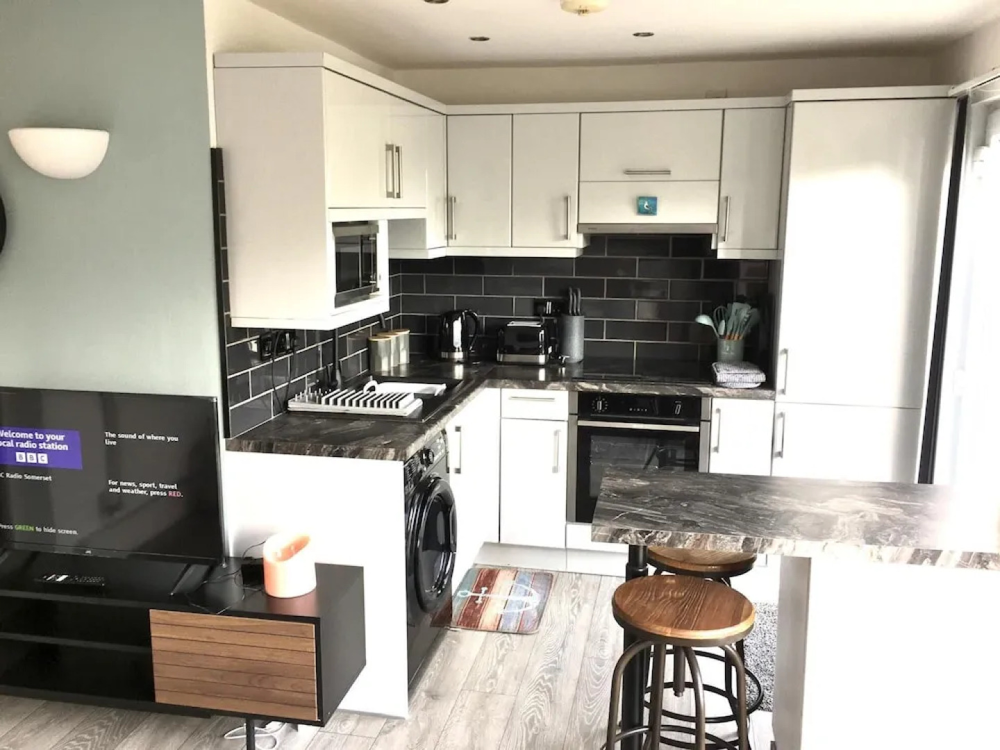 Stunning Compact Apartment Just Outside Looe