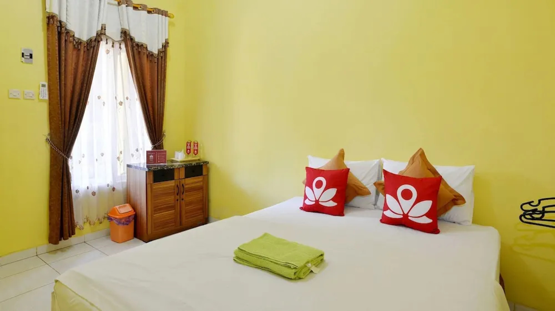 ZEN Rooms Daranindra Borobudur