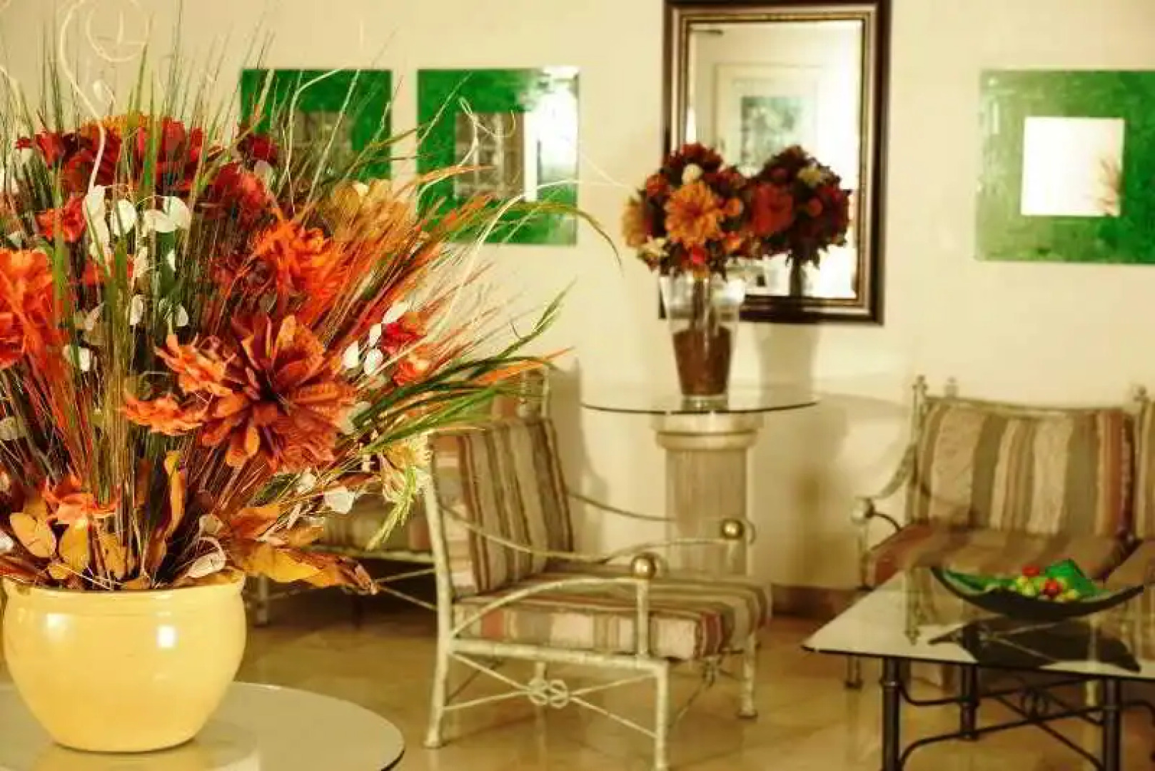 Villa Roma Hotel & Suites