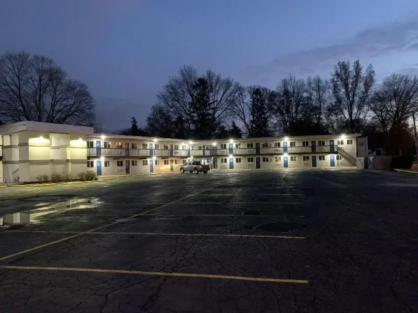 Motel 6 North Olmsted OH - Cleveland