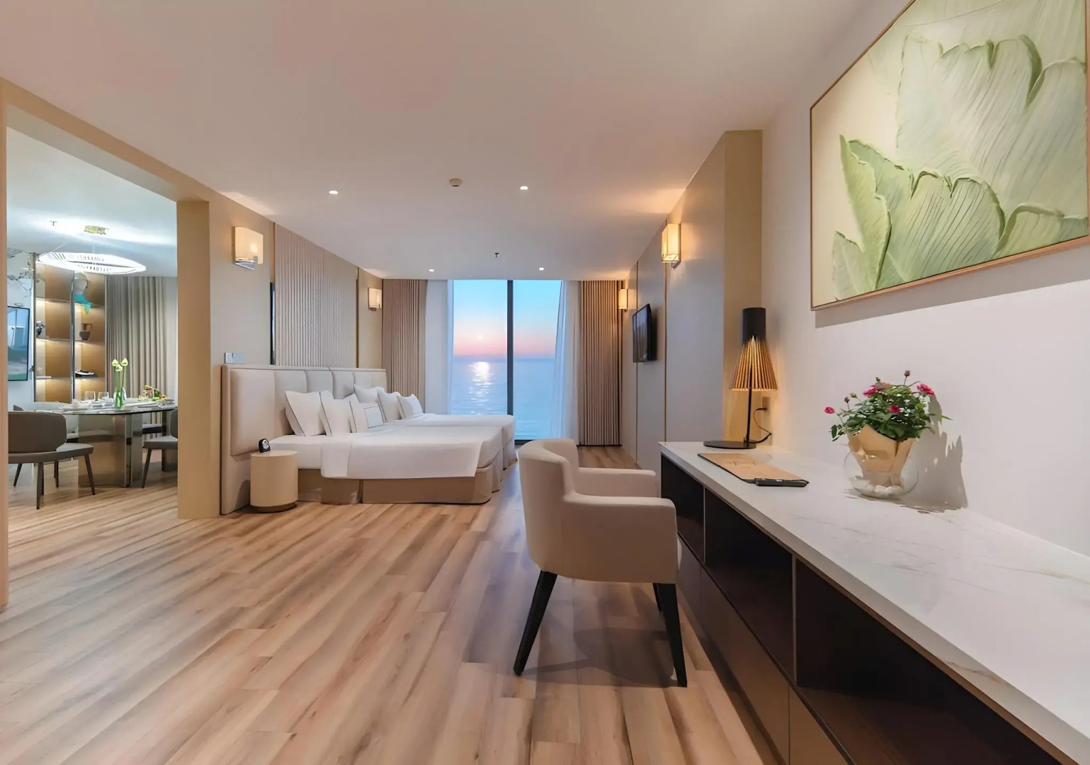 Starcity Hotel & Condotel Beachfront Nha Trang